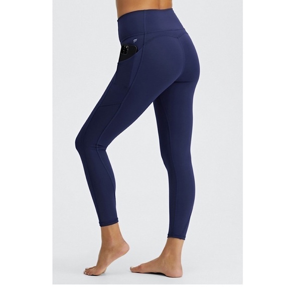 NWT-FABLETICS Oasis PureLuxe High-Waisted 7/8 Legging (Size:Medium: - Picture 1 of 8